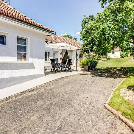 Margit Haz Holiday home