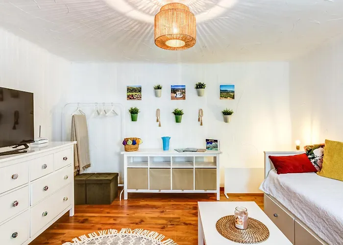 Margit Haz * Nemesbükk